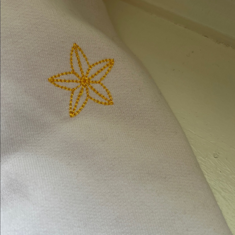 Embroidered lucky sweatshirt - Picture 3 of 13